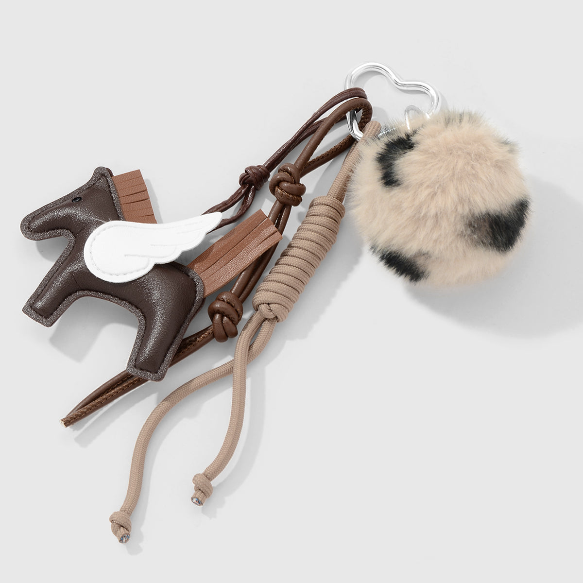 Pegasus bag chain met fluffy pompon - Zilver, bruin en wit